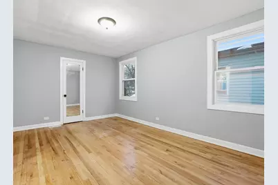 8011 S Dante Avenue, Chicago, IL 60619 - Photo 9