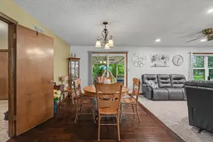 309 S 3rd St, Chatsworth, IL 60921 - Photo 13