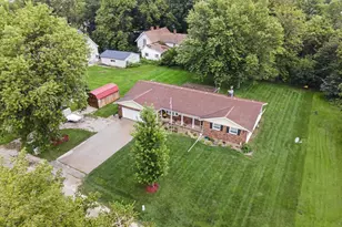 309 S 3rd St, Chatsworth, IL 60921 - Photo 3