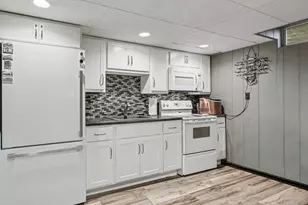 309 S 3rd St, Chatsworth, IL 60921 - Photo 43