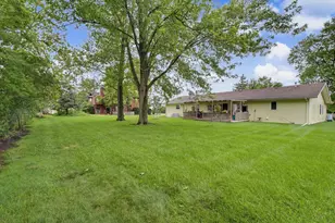 309 S 3rd St, Chatsworth, IL 60921 - Photo 65