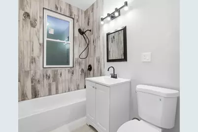 8011 S Dante Avenue, Chicago, IL 60619 - Photo 9