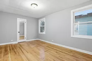 8011 S Dante Ave, Chicago, IL 60619 - Photo 15