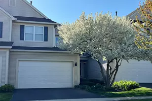 323 Fairmont Ct, Saint Charles, IL 60175 - Photo 19