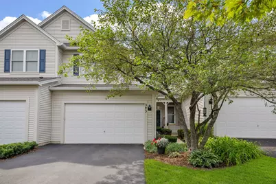 323 Fairmont Court, Saint Charles, IL 60175 - Photo 1