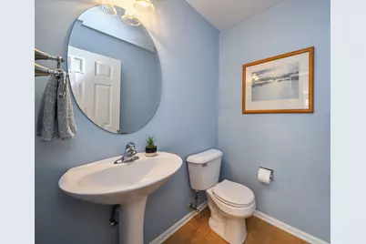 323 Fairmont Court, Saint Charles, IL 60175 - Photo 7