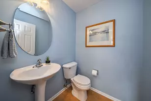 323 Fairmont Ct, Saint Charles, IL 60175 - Photo 7