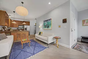 2739 W Thomas St, Chicago, IL 60622 - Photo 7
