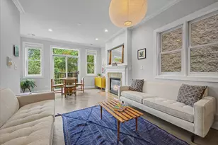 2739 W Thomas St, Chicago, IL 60622 - Photo 5