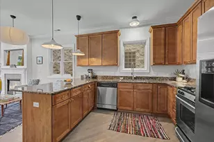 2739 W Thomas St, Chicago, IL 60622 - Photo 9