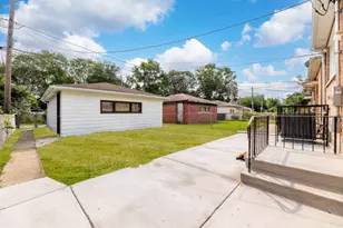 8151 S Commercial Ave, Chicago, IL 60617 - Photo 23