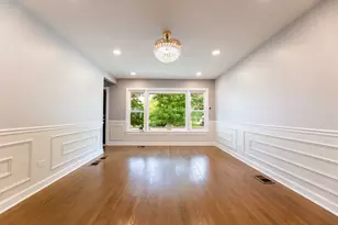 8151 S Commercial Ave, Chicago, IL 60617 - Photo 5