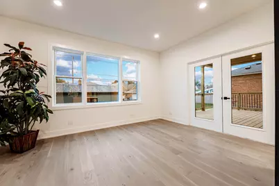 5721 S Newcastle Avenue, Chicago, IL 60638 - Photo 9