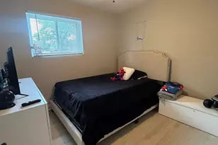 201 Fairwood Dr, Bolingbrook, IL 60440 - Photo 13