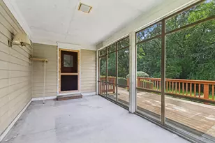 3715 Live Oak Rd, Crystal Lake, IL 60012 - Photo 11
