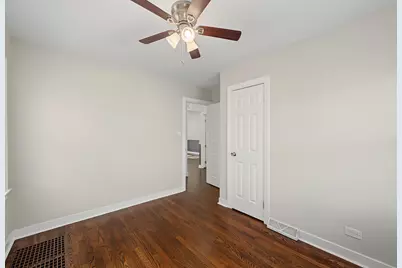 11325 S Avenue H, Chicago, IL 60617 - Photo 21
