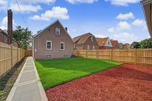 11325 S Avenue H, Chicago, IL 60617 - Photo 27