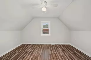 11325 S Avenue H, Chicago, IL 60617 - Photo 17