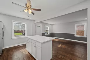 11325 S Avenue H, Chicago, IL 60617 - Photo 9