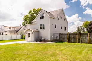 4829 Forster Ave, Schiller Park, IL 60176 - Photo 5
