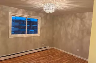9440 S 79th Ct, Hickory Hills, IL 60457 - Photo 11