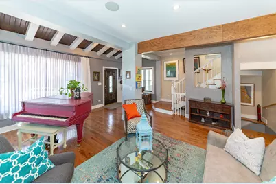 2243 N Monticello Avenue, Chicago, IL 60647 - Photo 3