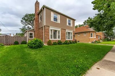 744 Manchester Avenue, Westchester, IL 60154 - Photo 3