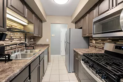 2214 Country Club Drive #2, Woodridge, IL 60517 - Photo 3