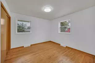 10718 S Neenah Ave, Worth, IL 60482 - Photo 19