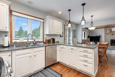 125 N Pleasant Road, Lake Zurich, IL 60047 - Photo 5