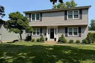 216 S 15th St, Saint Charles, IL 60174 - Photo 1