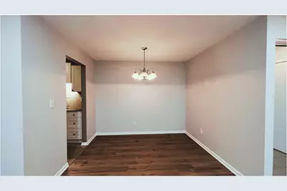 566 Somerset Lane #7, Crystal Lake, IL 60014 - Photo 5
