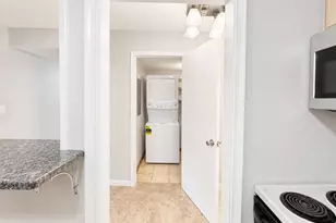 520 Biesterfield Rd, Elk Grove Village, IL 60007 - Photo 15