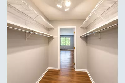 520 Biesterfield Road #209, Elk Grove Village, IL 60007 - Photo 13
