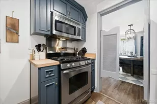 208 S 1st St, Geneva, IL 60134 - Photo 25