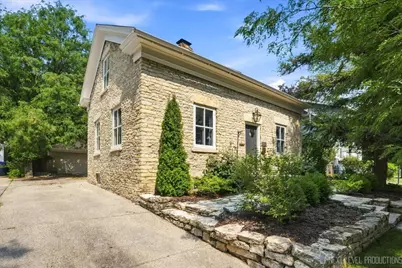208 S 1st Street, Geneva, IL 60134 - Photo 3