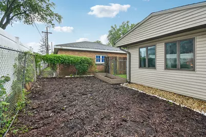607 Wallace Avenue, Morris, IL 60450 - Photo 31
