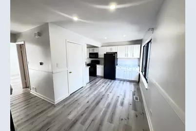 811 Shawnee Trail #811, Roselle, IL 60172 - Photo 3