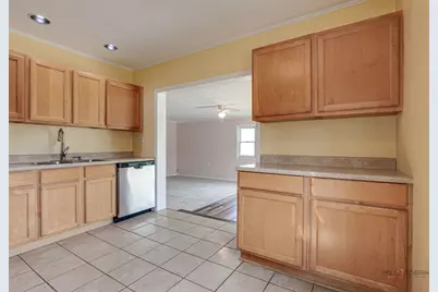741 Franklin Avenue, Winthrop Harbor, IL 60096 - Photo 9