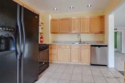 741 Franklin Avenue, Winthrop Harbor, IL 60096 - Photo 7