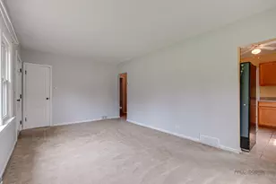 741 Franklin Ave, Winthrop Harbor, IL 60096 - Photo 5