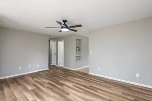 1915 Joppa Ave, Zion, IL 60099 - Photo 5