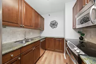 400 N LaSalle St, Chicago, IL 60654 - Photo 7