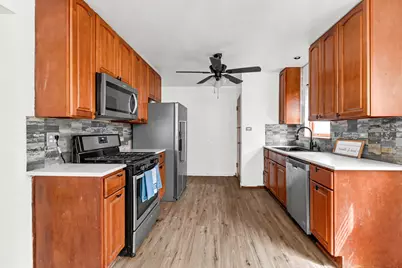 2840 W 98th Street, Evergreen Park, IL 60805 - Photo 7