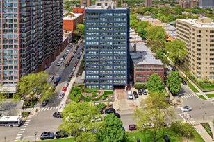 4180 N Marine Dr, Chicago, IL 60613 - Photo 1