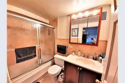 4180 N Marine Drive #706, Chicago, IL 60613 - Photo 7