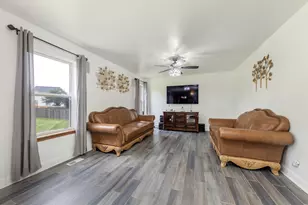 2716 Middleton Ct, Aurora, IL 60503 - Photo 17