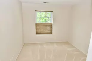 1047 Auburn Ln, Buffalo Grove, IL 60089 - Photo 13