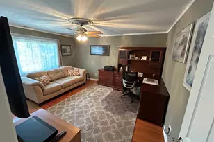 211 Village Dr, Mount Prospect, IL 60056 - Photo 17