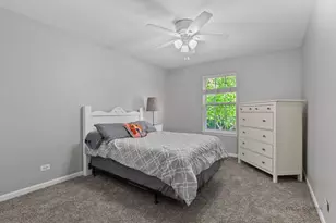7510 Clarewood Ln, Gurnee, IL 60031 - Photo 23